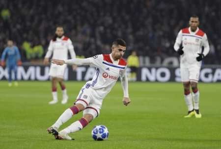 年半不败断 年半不败断